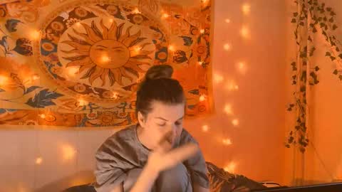 Alice online show from February 2026 05:19:01 AM