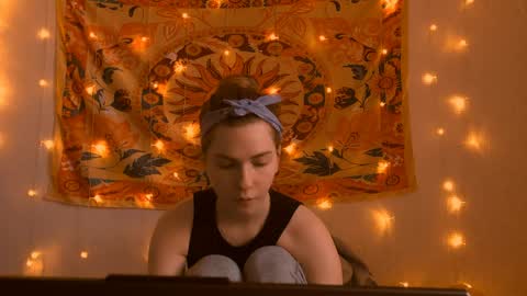 Alice online show from April 2026 05:05:01 AM