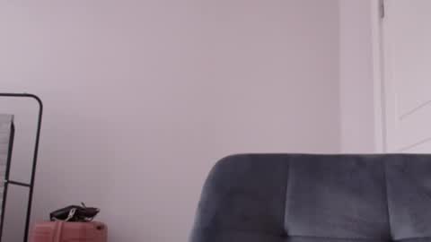 Snapshot of aliceinspires chatting on October 2025 01:00:01 PM Alice online show from October 2025 01:00:01 PM