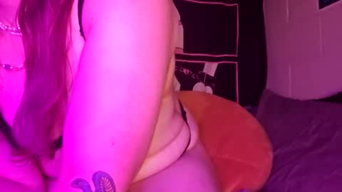 Aliceinwonder6669 online show from October 2025 12:17:02 PM