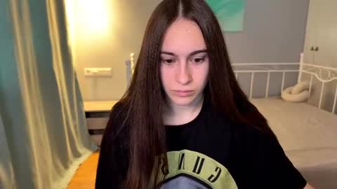 alicekollt online show from June 2026 12:42:01 PM