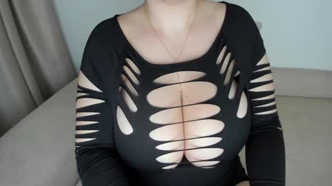 Snapshot of alicelevine chatting on December 2024 05:20:02 AM AliceLevine online show from December 2024 05:20:02 AM