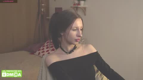 alicewallflower online show from April 2026 08:47:01 PM