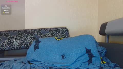 Snapshot of alicewoolfy chatting on January 2025 09:18:02 PM AliceWoolfy online show from January 2025 09:18:02 PM