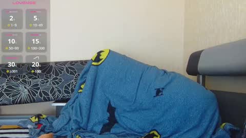 Snapshot of alicewoolfy chatting on January 2025 10:52:02 PM AliceWoolfy online show from January 2025 10:52:02 PM