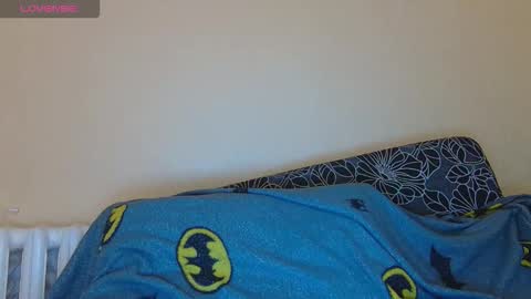 Snapshot of alicewoolfy chatting on September 2025 08:33:01 PM AliceWoolfy online show from September 2025 08:33:01 PM