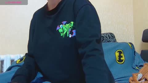 Snapshot of alicewoolfy chatting on October 2025 09:02:01 PM AliceWoolfy online show from October 2025 09:02:01 PM