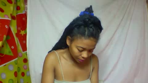 Snapshot of alicia9794 chatting on May 2026 06:52:01 AM alicia9794 online show from May 2026 06:52:01 AM
