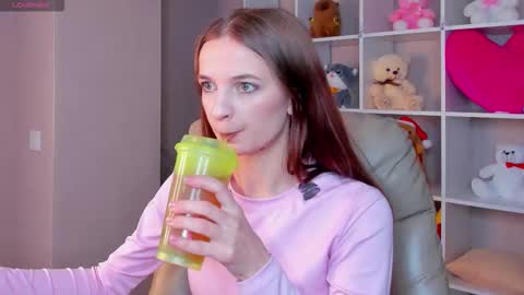 Alicia Adams online show from January 2026 12:58:01 AM