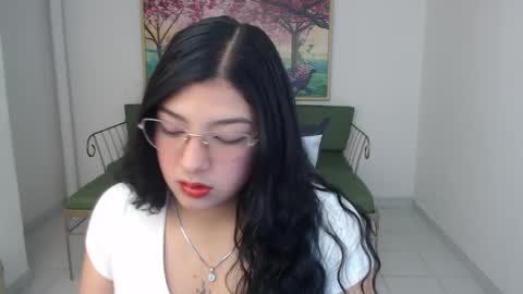 Alicia online show from April 2026 01:09:02 PM