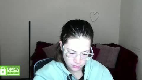 Alicia online show from November 2025 12:18:02 PM