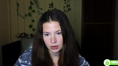 Alicia online show from November 2025 12:11:02 PM