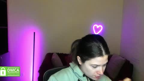 Alicia online show from December 2025 12:25:01 PM