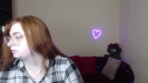 Alicia online show from April 2026 05:27:02 AM