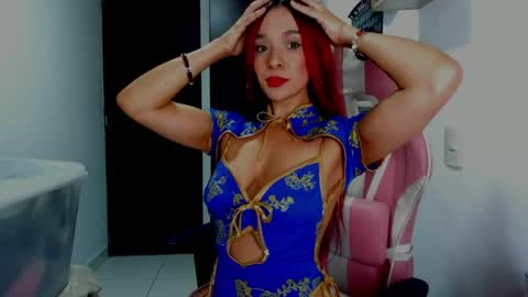 Snapshot of alicia_wings chatting on April 2026 03:49:02 AM alicia_wings online show from April 2026 03:49:02 AM