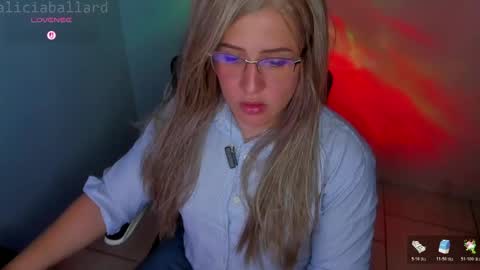 Snapshot of aliciaballard chatting on April 2026 09:05:01 PM Jennyfer online show from April 2026 09:05:01 PM
