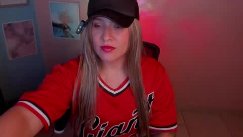 Snapshot of aliciaballard chatting on June 2026 09:27:01 PM Jennyfer online show from June 2026 09:27:01 PM