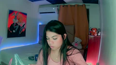 Snapshot of aliciabiden chatting on December 2024 06:22:02 AM aliciabiden online show from December 2024 06:22:02 AM