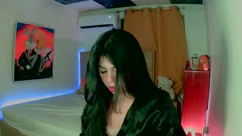 Snapshot of aliciabiden chatting on December 2024 09:10:01 AM aliciabiden online show from December 2024 09:10:01 AM