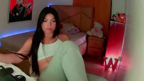 Snapshot of aliciabiden chatting on January 2025 05:12:01 AM aliciabiden online show from January 2025 05:12:01 AM