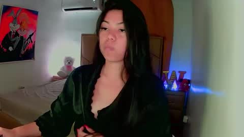 Snapshot of aliciabiden chatting on January 2025 03:40:02 AM aliciabiden online show from January 2025 03:40:02 AM