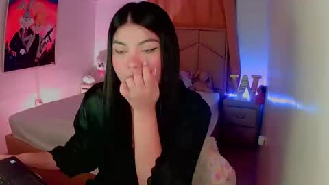 Snapshot of aliciabiden chatting on January 2025 07:32:02 AM aliciabiden online show from January 2025 07:32:02 AM