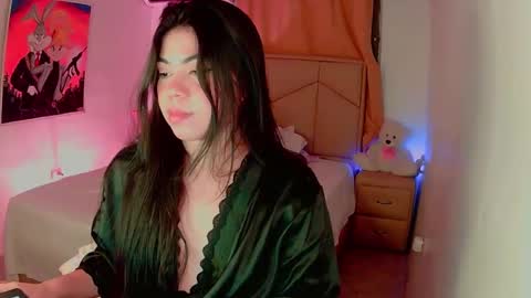 Snapshot of aliciabiden chatting on February 2025 06:56:02 AM aliciabiden online show from February 2025 06:56:02 AM