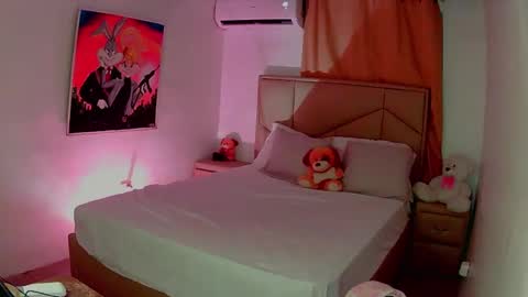 Snapshot of aliciabiden chatting on February 2025 08:42:02 AM aliciabiden online show from February 2025 08:42:02 AM