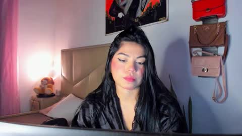 Snapshot of aliciabiden chatting on September 2025 09:09:02 AM aliciabiden online show from September 2025 09:09:02 AM