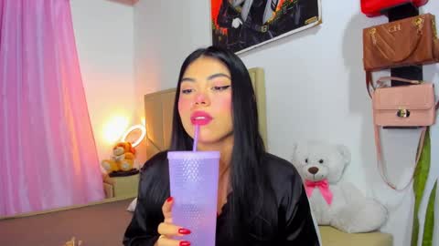 Snapshot of aliciabiden chatting on October 2025 05:14:01 AM aliciabiden online show from October 2025 05:14:01 AM