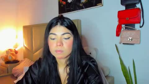 Snapshot of aliciabiden chatting on October 2025 04:24:01 AM aliciabiden online show from October 2025 04:24:01 AM