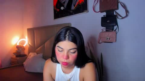 Snapshot of aliciabiden chatting on November 2025 05:50:01 AM aliciabiden online show from November 2025 05:50:01 AM