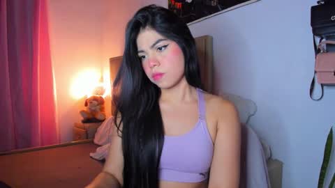 Snapshot of aliciabiden chatting on November 2025 01:27:01 AM aliciabiden online show from November 2025 01:27:01 AM