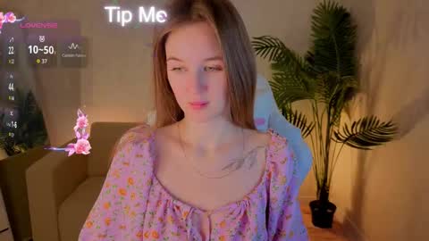 Snapshot of aliciabrookss chatting on January 2026 01:07:02 AM Nika online show from January 2026 01:07:02 AM