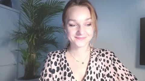 Alicia online show from February 2026 07:03:02 AM