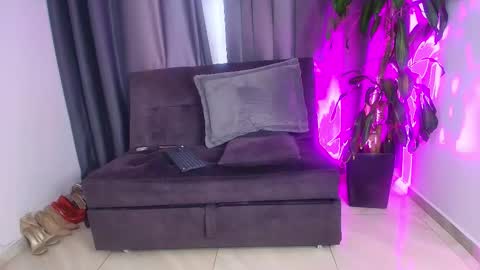 aliciawonderxx online show from November 2025 10:30:01 PM