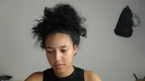 Snapshot of alicie_sexy_hot_20 chatting on January 2025 06:02:01 AM ana online show from January 2025 06:02:01 AM