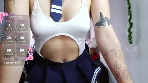 Snapshot of aliciia_23 chatting on February 2026 10:47:02 PM aliciia_23 online show from February 2026 10:47:02 PM