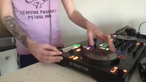 busco rockera online show from February 2025 03:38:01 PM