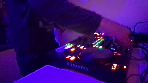 busco rockera online show from February 2025 10:04:02 PM