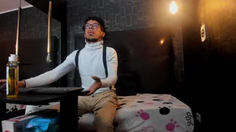 Snapshot of alien_high chatting on September 2025 12:43:01 PM AlienHigh FlashNigga online show from September 2025 12:43:01 PM