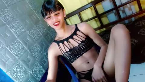 aliexagrey online show from April 2026 07:33:02 AM