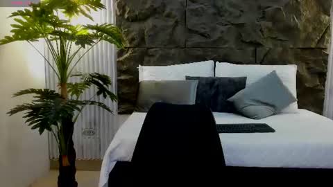 Snapshot of aliice_greco chatting on July 2026 12:09:01 PM Alice online show from July 2026 12:09:01 PM
