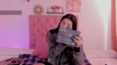 Snapshot of aliice_walker_ chatting on December 2024 12:11:02 PM aliice_walker_ online show from December 2024 12:11:02 PM