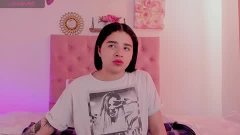 Snapshot of aliice_walker_ chatting on December 2024 12:27:02 PM aliice_walker_ online show from December 2024 12:27:02 PM