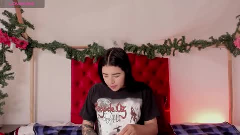 Snapshot of aliice_walker_ chatting on December 2024 12:30:01 PM aliice_walker_ online show from December 2024 12:30:01 PM