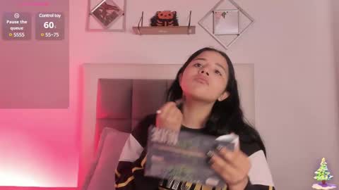 Snapshot of aliice_walker_ chatting on January 2025 12:31:01 PM aliice_walker_ online show from January 2025 12:31:01 PM