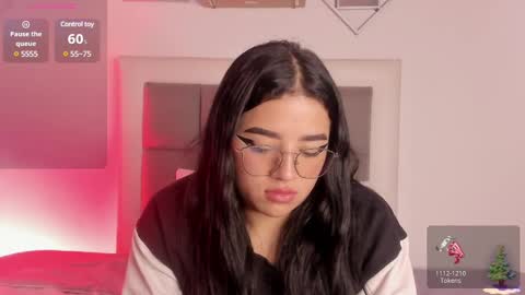 Snapshot of aliice_walker_ chatting on January 2025 06:33:02 PM aliice_walker_ online show from January 2025 06:33:02 PM