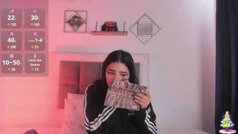 Snapshot of aliice_walker_ chatting on January 2025 12:49:01 PM aliice_walker_ online show from January 2025 12:49:01 PM