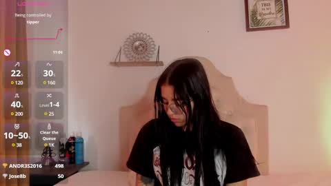 Snapshot of aliice_walker_ chatting on February 2025 06:17:02 PM aliice_walker_ online show from February 2025 06:17:02 PM